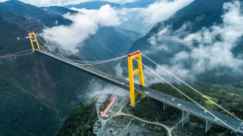 Владивосток, Китай и Малайзия: ТОП-10 высочайших мостов мира